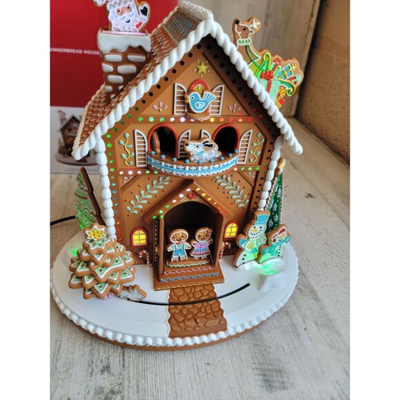 Hallmark deck the gingerbread house animated table top Xmas decor - Picture 4 of 9